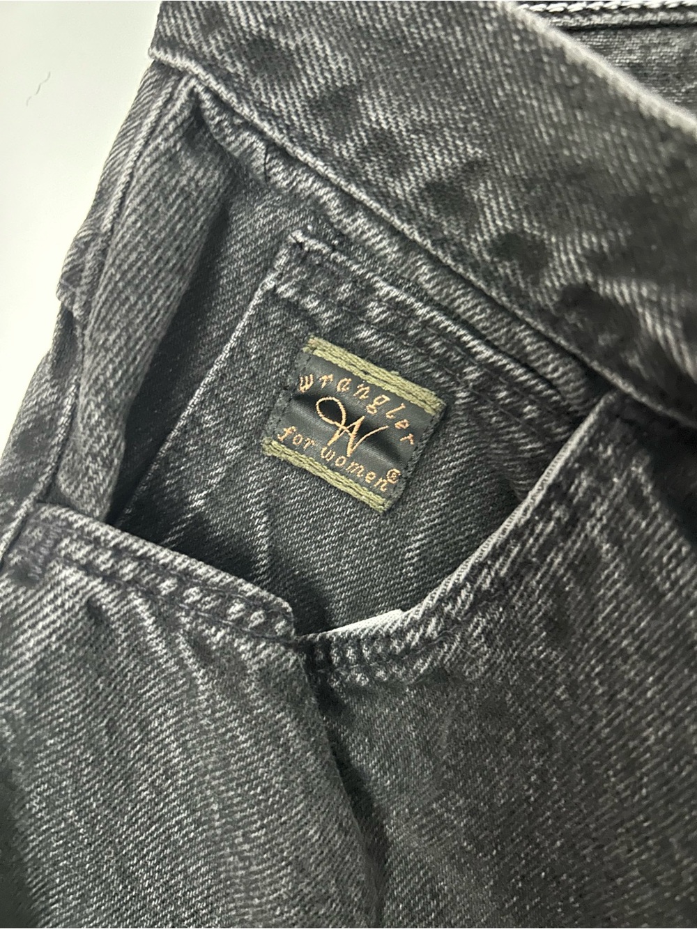 Wrangler Black High-Waist Straight Jeans
